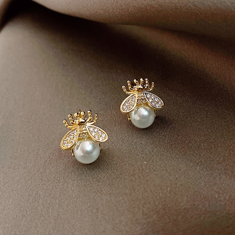 Elegant Flower Long Chain Earrings - Image 4