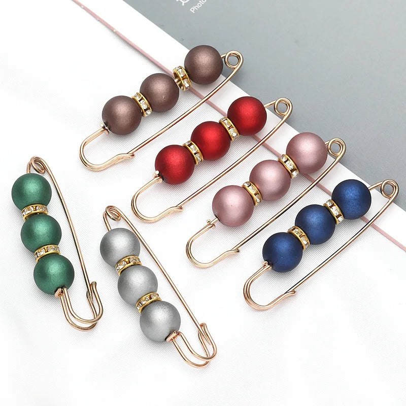 Pearl Charm Button Brooch - Image 3