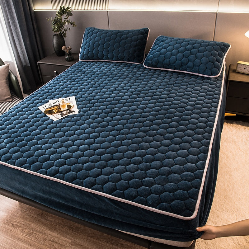 Elegant Velvet Thick Mattress Cover - Image 0