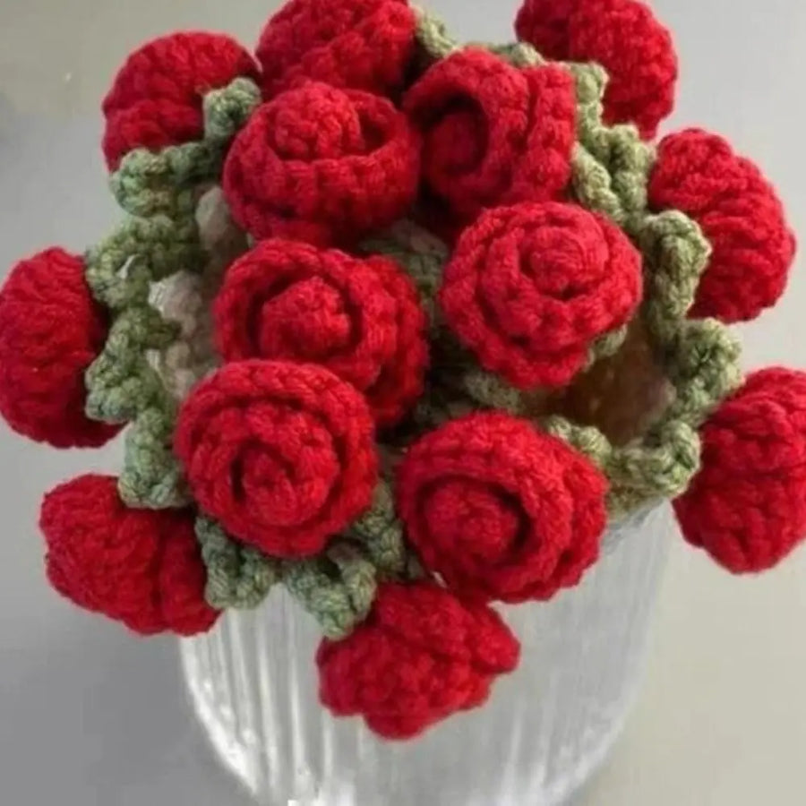 Handcrafted Convertible Yarn Rose Bouquet - Image 4