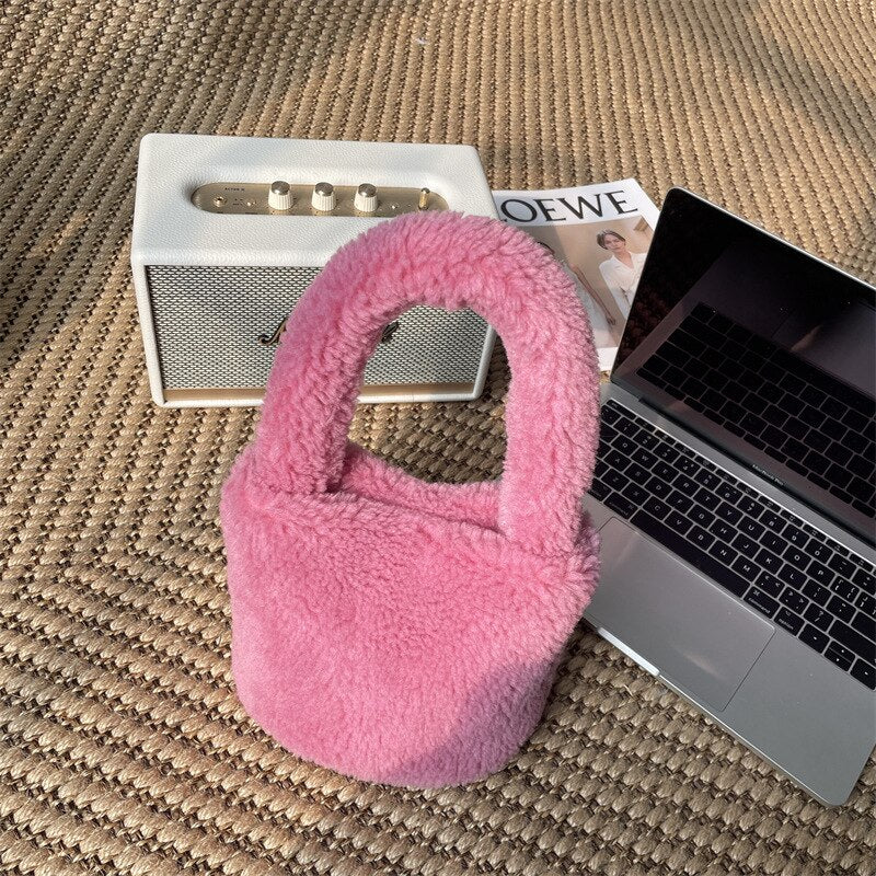 Cuddly Plush Mini Bucket Bag - Image 7
