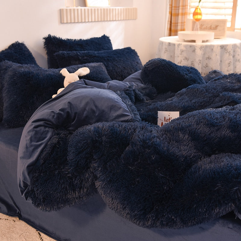 Luxury Cozy Clouds Bedding Set - Image 5