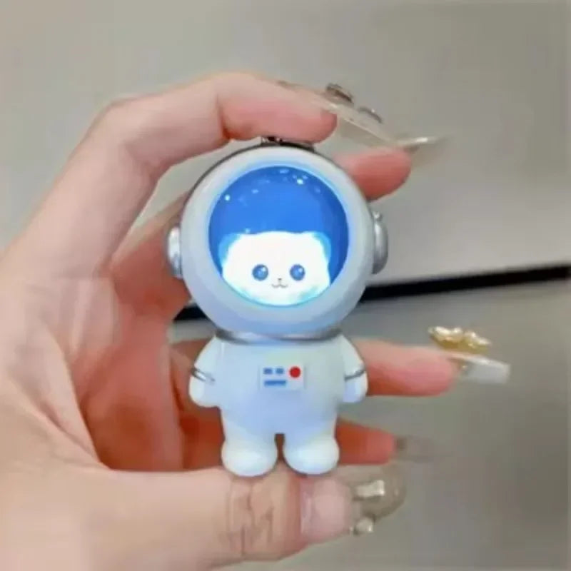 Astronaut Bear LED Keychain Light - Image 4