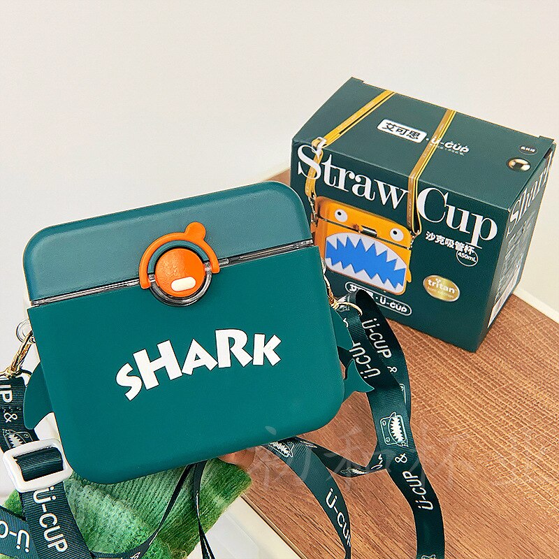 Shark Built-in Straw Water Bottle - Image 5