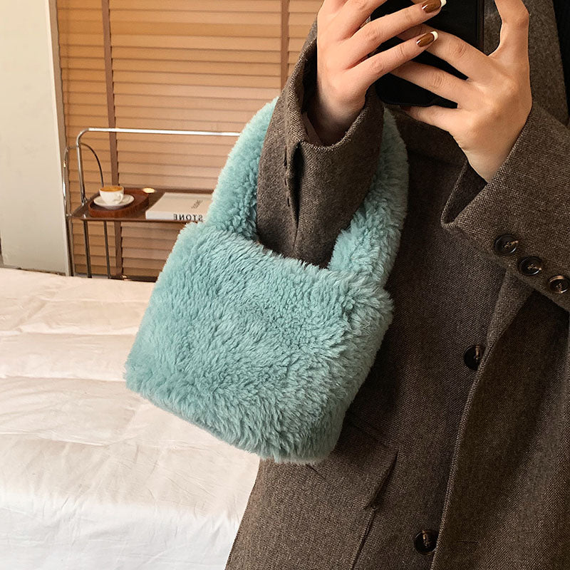 Cuddly Plush Mini Bucket Bag - Image 13