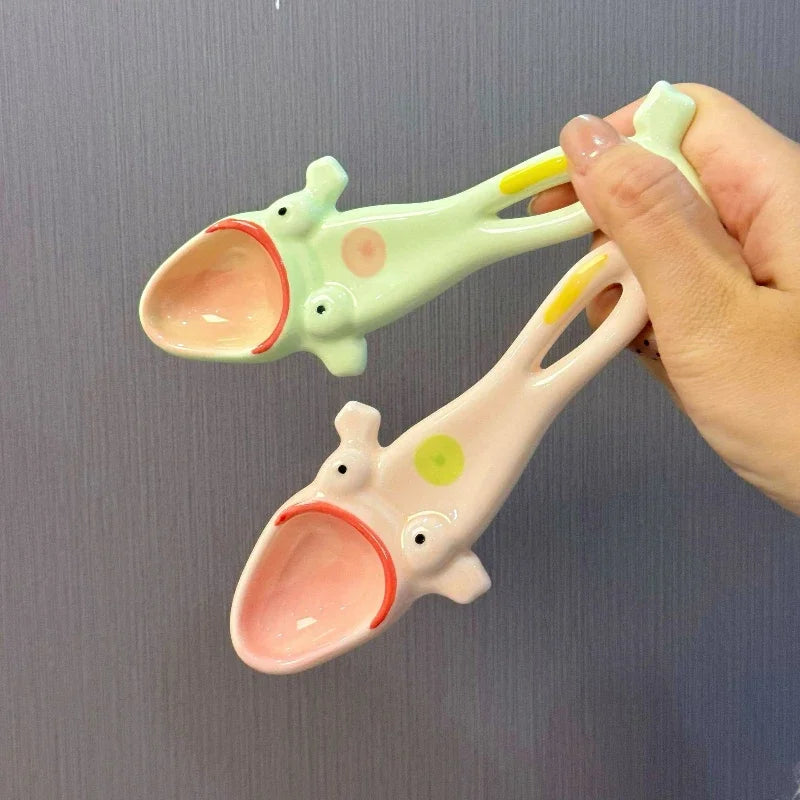Funny Frog Long Handle Ceramic Spoon - Image 4