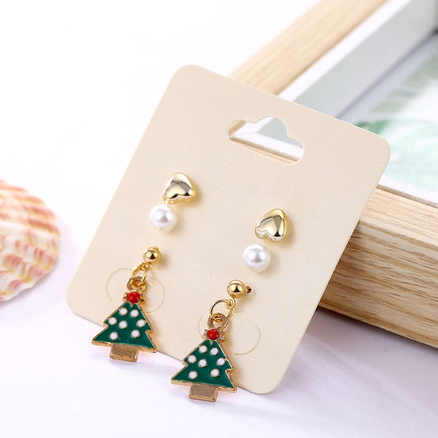 Charming Christmas Time Design Earrings - Image 10