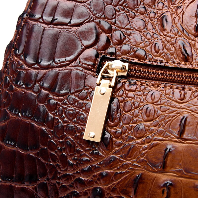 Elegant Crocodile Leather Fashion Handbag for Women - Image 3