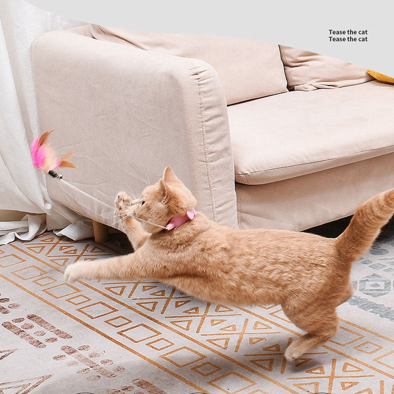 Fluffy Feather Interactive Cat Collar Toy - Image 1