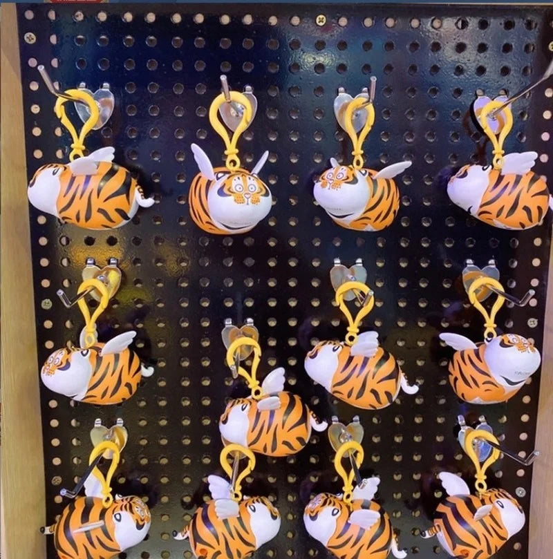 Confused Tiger Elastic Keychain Toy - Image 2