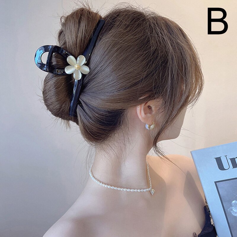 Sunflower Shine Fashion Hair Claw Clip - Image 5