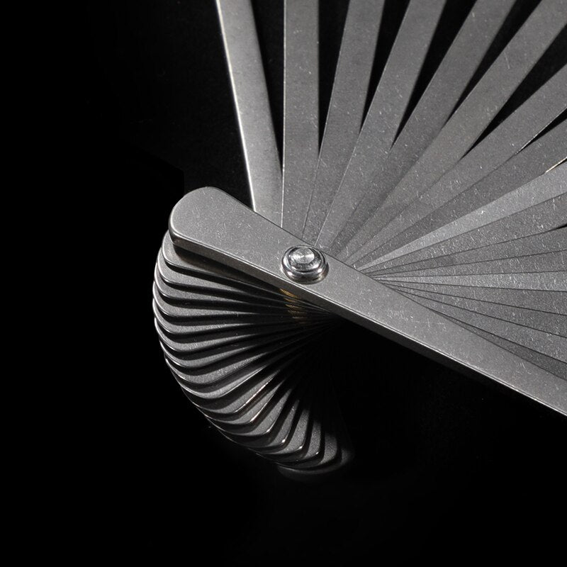 Self-Defense Titanium Alloy Folding Fan - Image 3