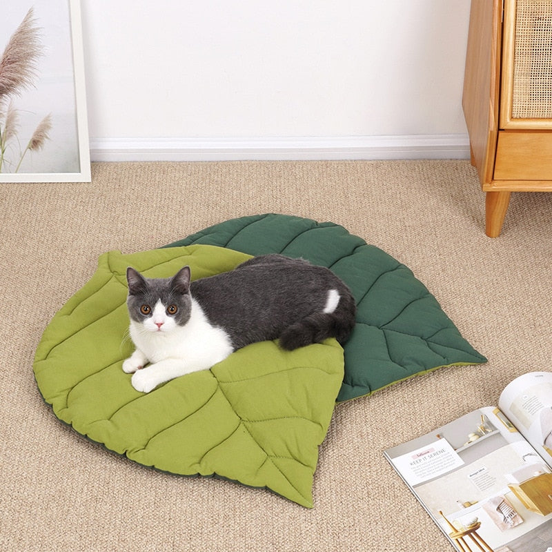 Leaf Comfy Cat Bed - Image 0