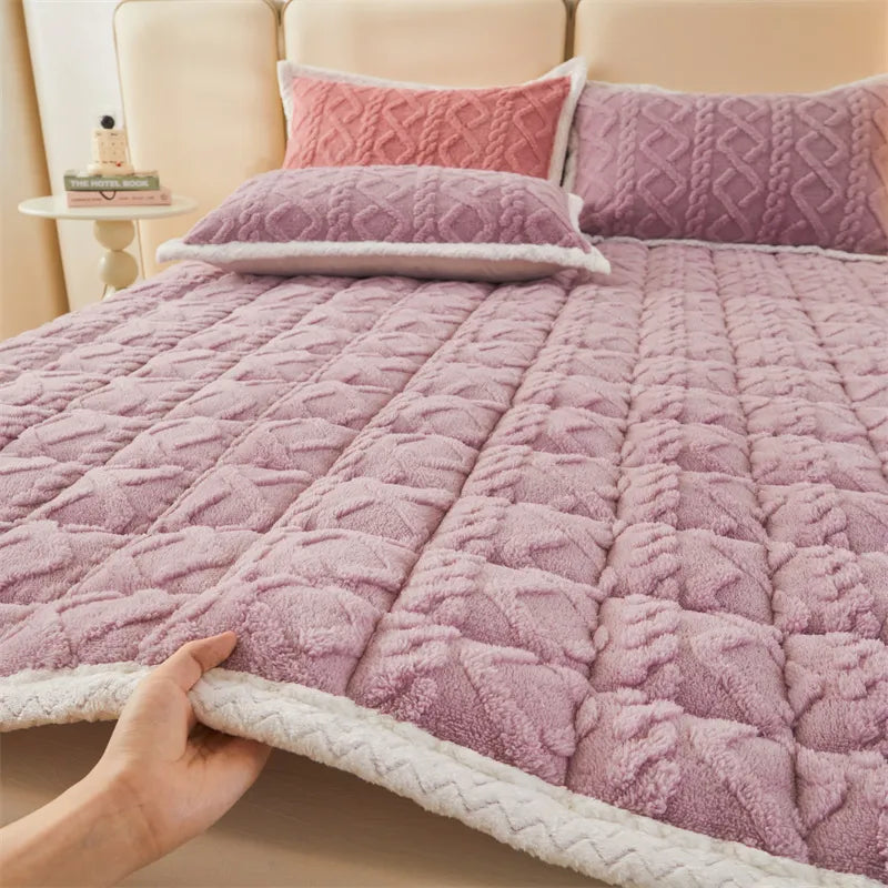Thick Warm Winter Blanket Mattress Pad - Image 11