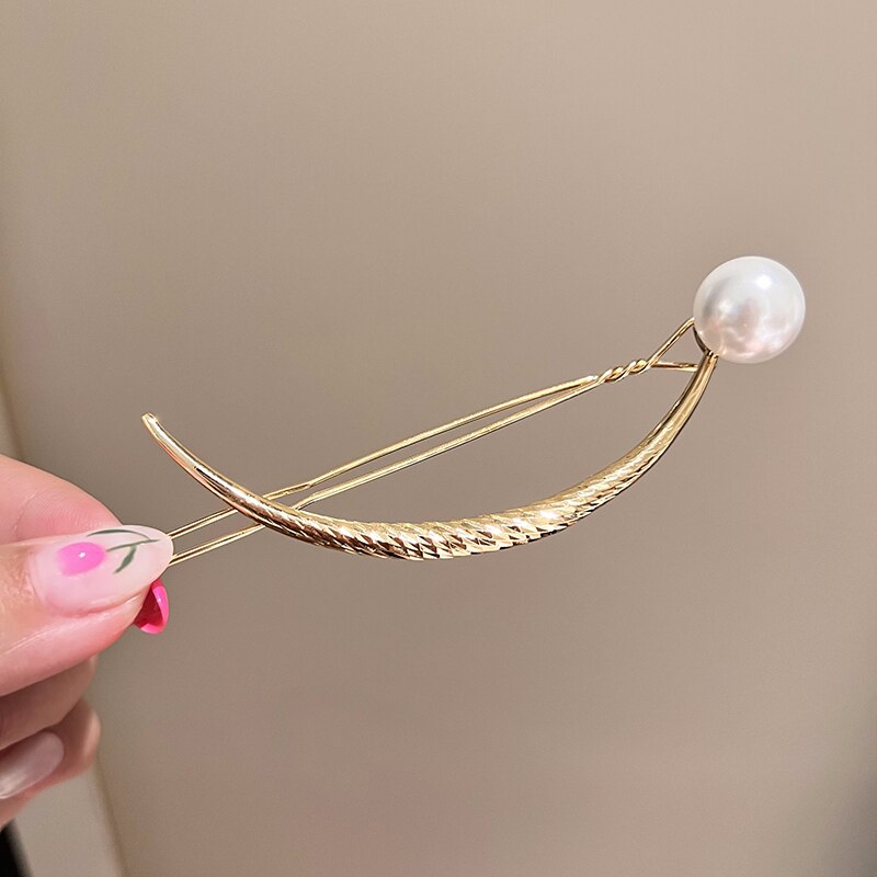 Korean Style Elegant Pearl Hair Clip - Image 9