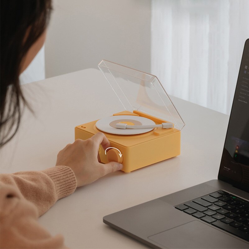 Vintage Vibes Mini Record Player Bluetooth Speaker - Image 2