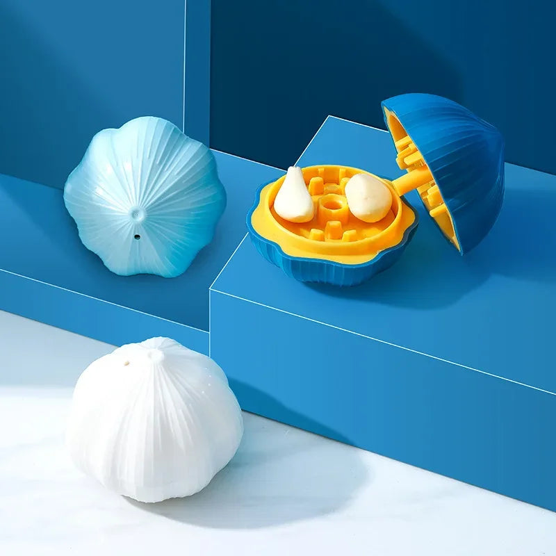 Garlic Shape Rotating Vegetable Grinder - Image 1