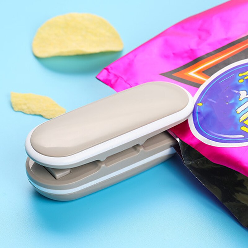 Fresh Food Keeper Portable Sealing Machine - Image 1