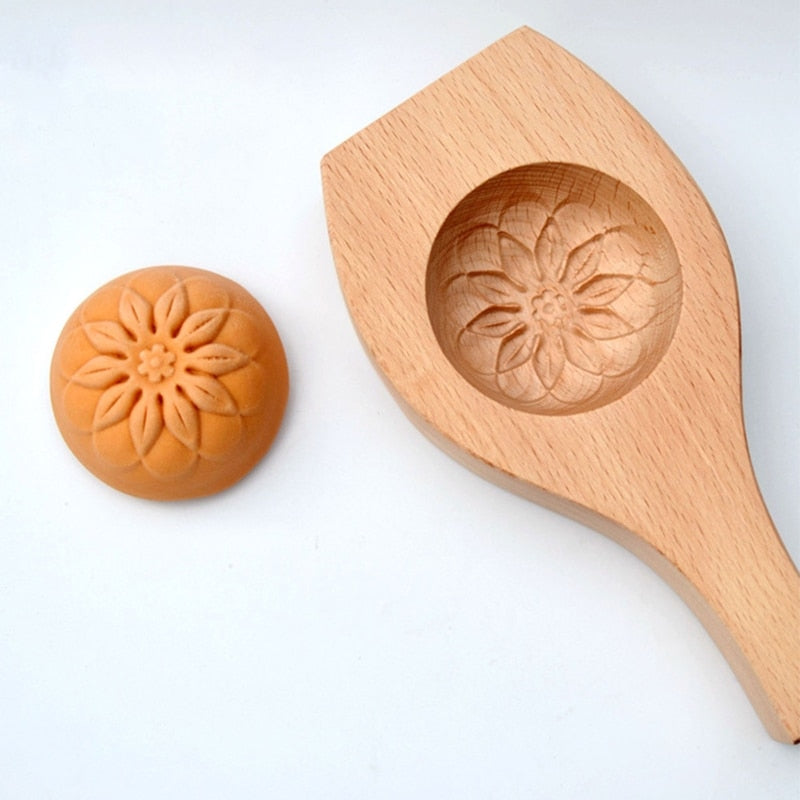Wooden Moon Dumpling Maker Mold - Image 1