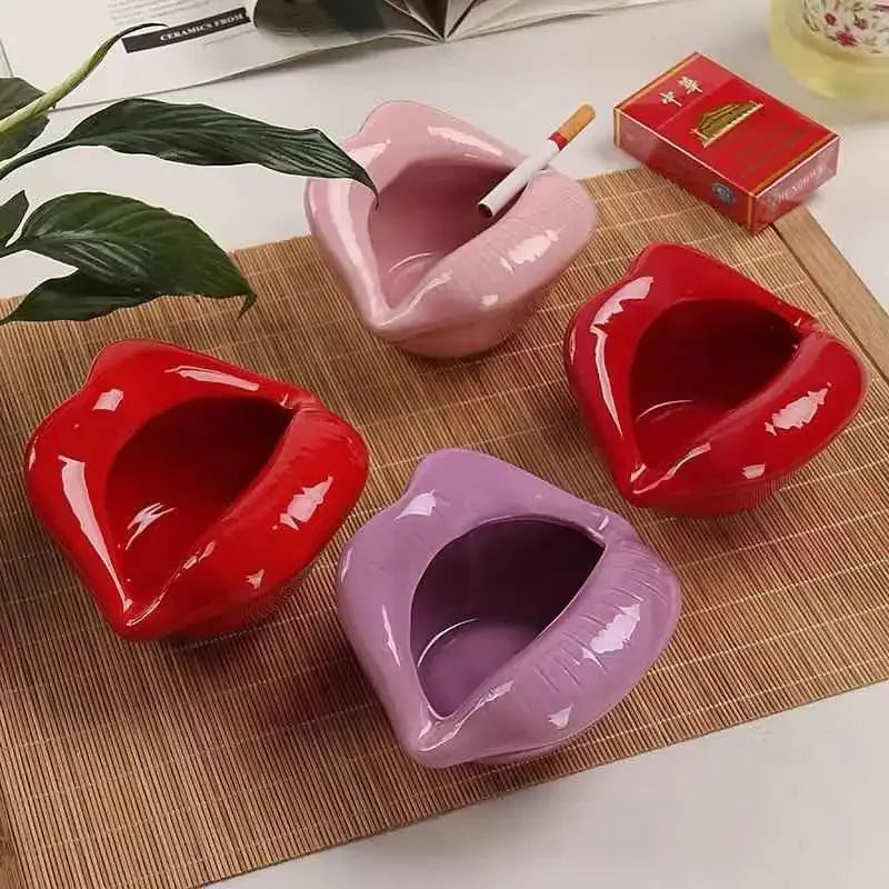 Kiss Me Creative Ashtray - Image 7