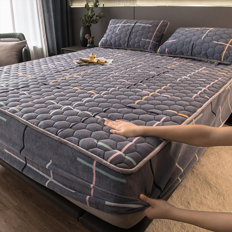 Elegant Velvet Thick Mattress Cover - Image 17