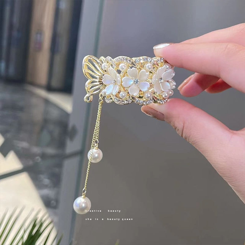 Royal Rhinestone Pearl Ponytail Clip - Image 1