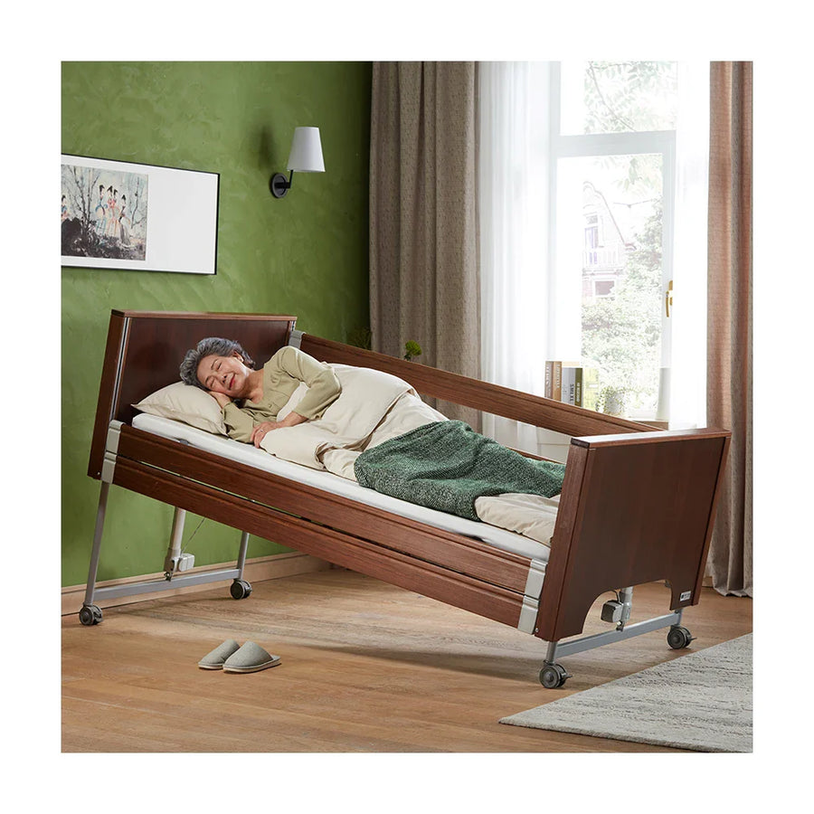 Electric Adjustable Patient Patient Care Bed - Image 2