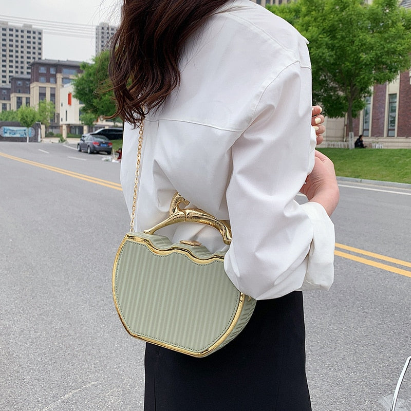 City Chic Stylish Crossbody Handbag - Image 5