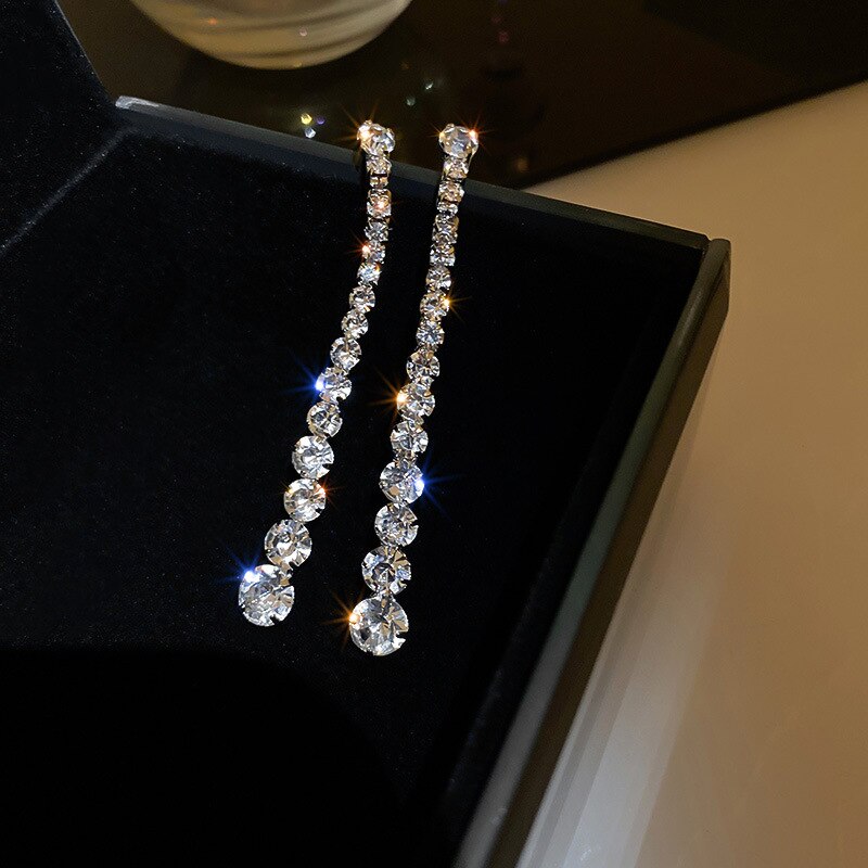 Elegant Flower Long Chain Earrings - Image 5