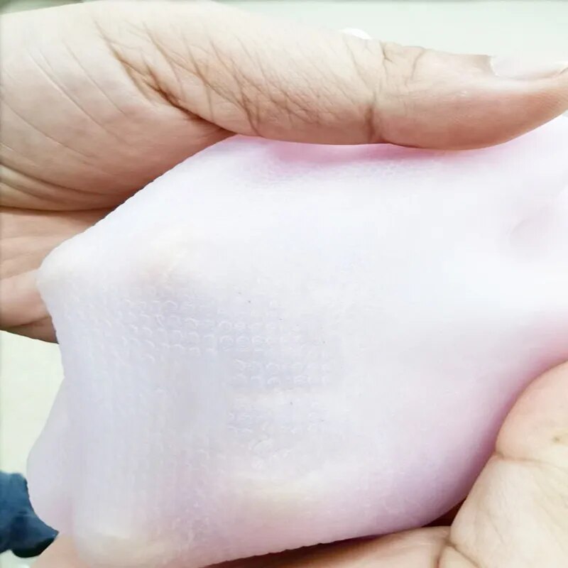 Skin Moisturizing Gel Foot Care Socks - Image 1