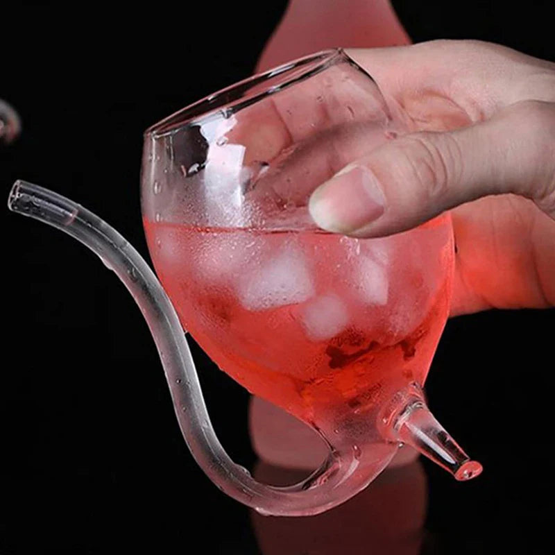 Elegant Curved Art-Inspired Cocktail Glass - Image 3