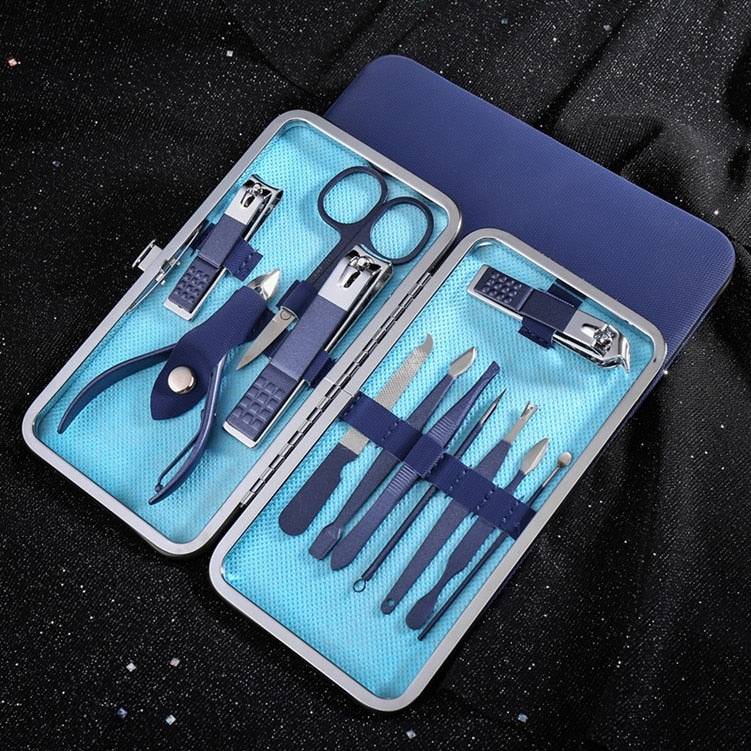 Deluxe Detail Stainless Steel Manicure Tool Set - Image 2
