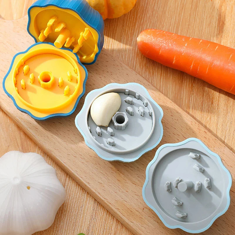 Garlic Shape Manual Rotary Garlic Grinder - Image 3