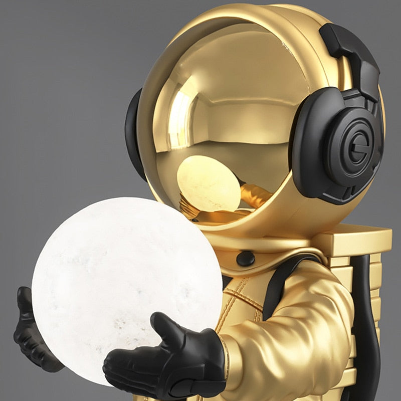 Creative Astronaut Statue Home Decor Lamp - Image 1