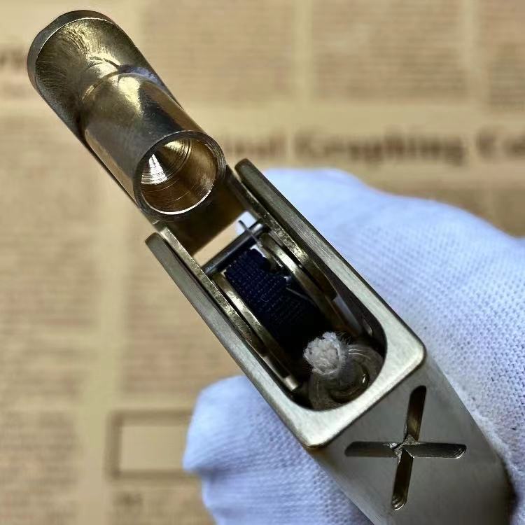 Mechanical Brass Antique Kerosene Lighter - Image 6