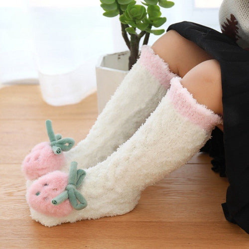 Love Animals Stretchable Newborn Socks - Image 0