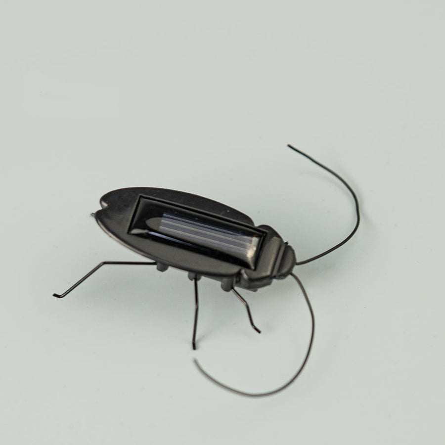 Mini Solar-Powered Cockroach Toy - Image 2
