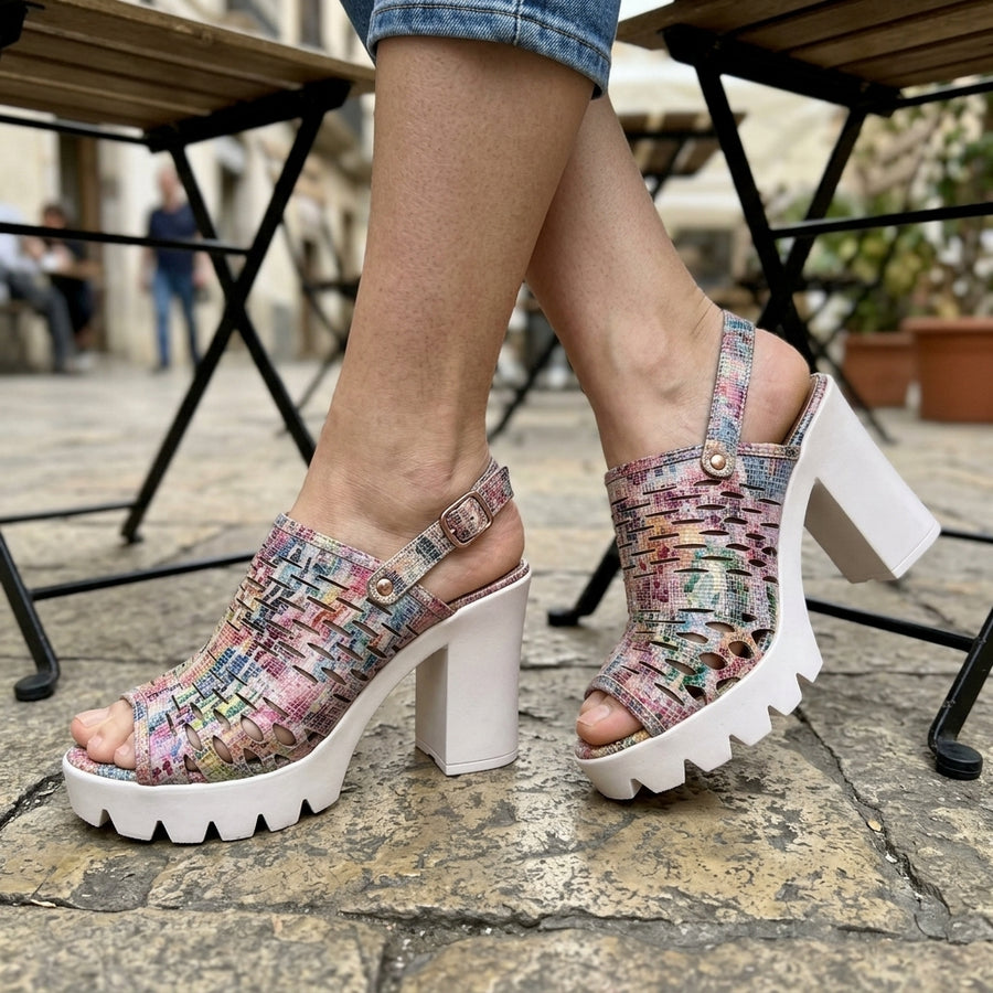 Europäische High Heels Sandalen im europäischen Stil