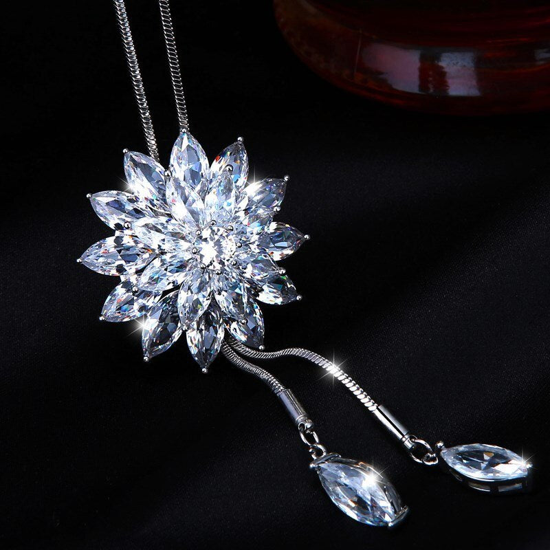 Winter Sparkle Snowflake Necklace - Image 4