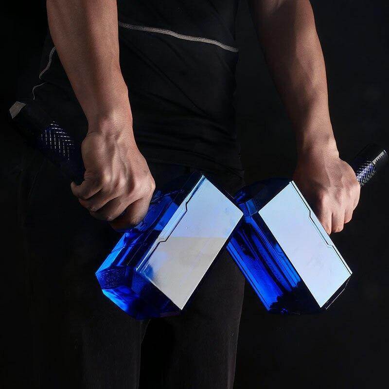 Big Capacity Hammer Shape Water Bottle - Image 1