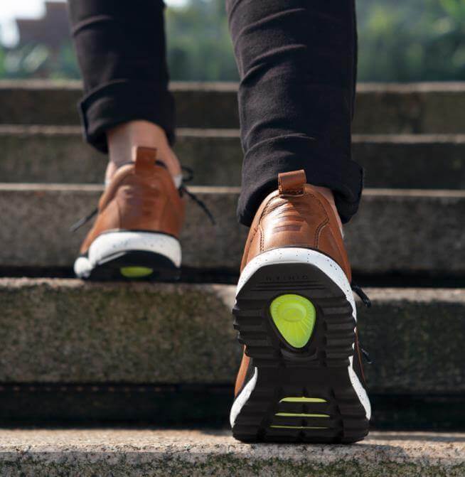 Leather Antibacterial Outdoor Casual Men Shoe - Image 7