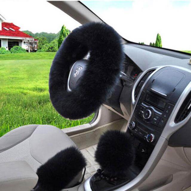 Universal Plush Warm Steering Wheel Cover - Image 7