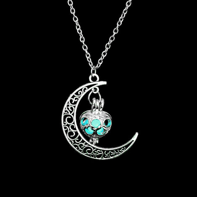Luminous Moon Pendant Charming Necklace - Image 8