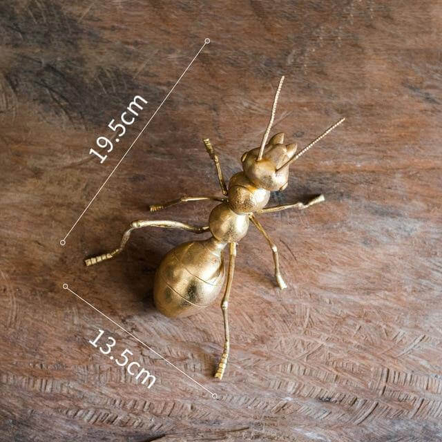 Giant Ants Ornaments Resin Home Decor - Image 1
