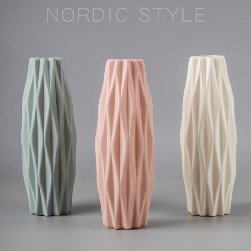 Creative Origami Flower Vase - Image 3
