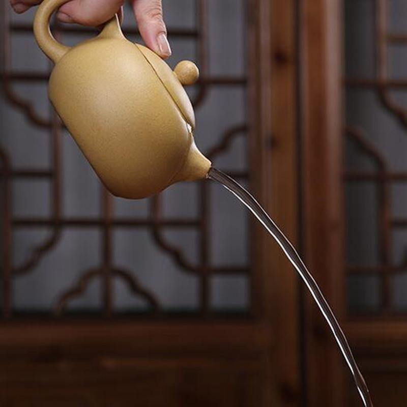 Vintage Artsy Teapot - Image 1