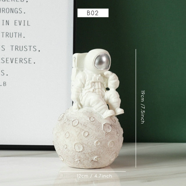 Creative Nordic Astronaut Moon Storage Organizer - Image 11