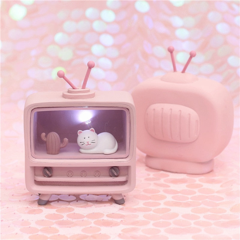 Cozy Cat TV Mini Night Lamp - Image 1