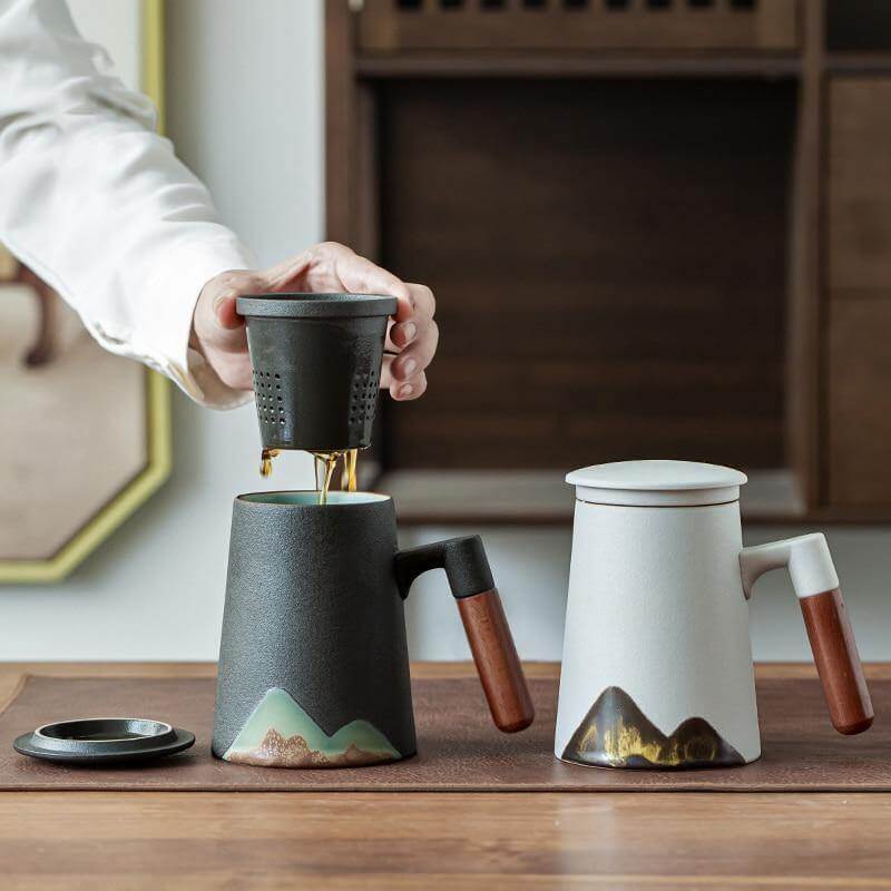 Mountain Art Ceramic Tea Mugs With Filter - Image 0