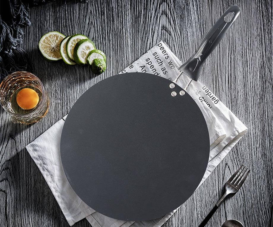 Black Iron Round Non-stick Pancake Pan - Image 9